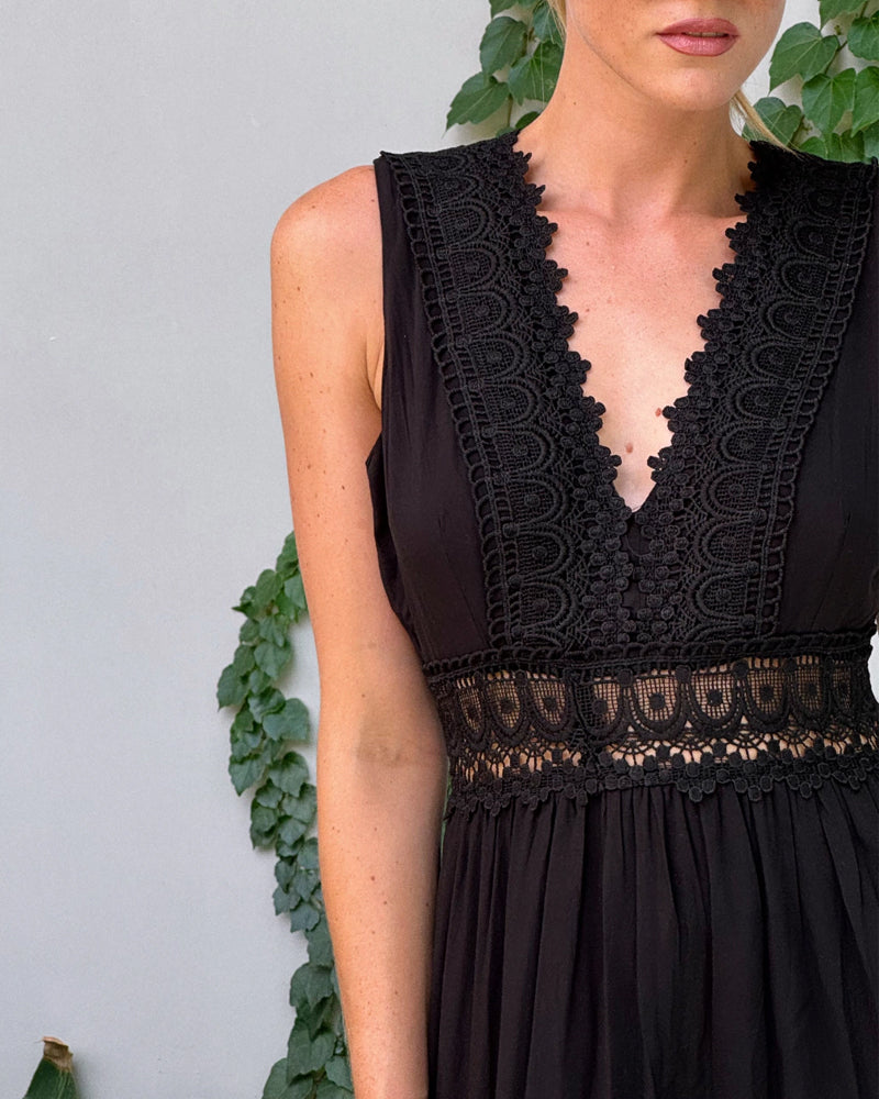 MASN | Elegant Lace Dress with V-Neck
