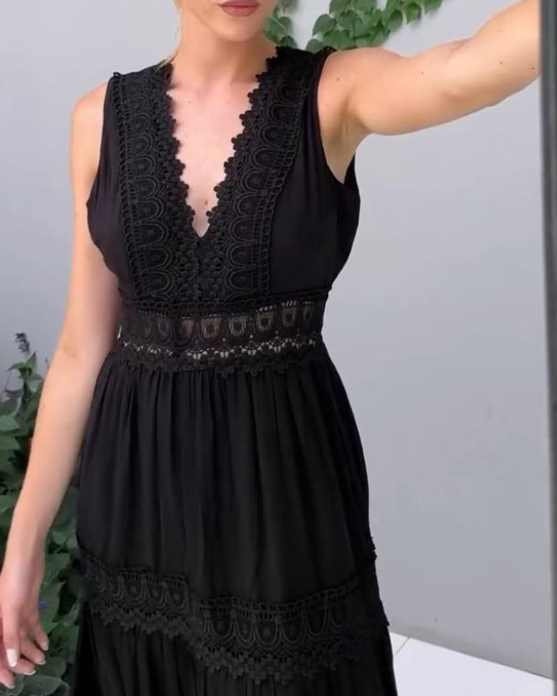 MASN | Elegant Lace Dress with V-Neck