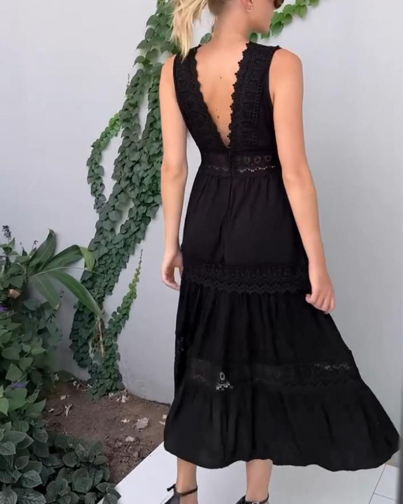 MASN | Elegant Lace Dress with V-Neck